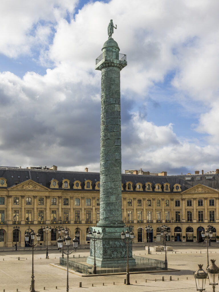 Artcurial célèbre l’élégance intemporelle Ritz Paris lors d’une vente enchères exceptionnelle